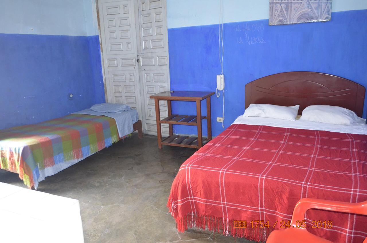 El Mochilero Hostel Трухильо Екстериор снимка