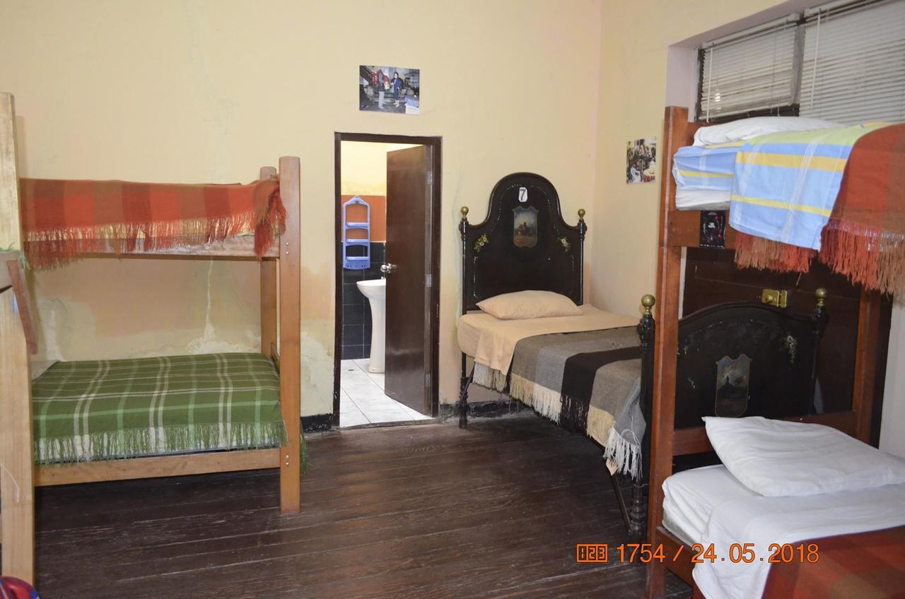 El Mochilero Hostel Трухильо Екстериор снимка
